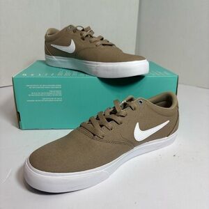 Nike SB Charge Canvas Khaki White Obsidian Mist 9.5 New